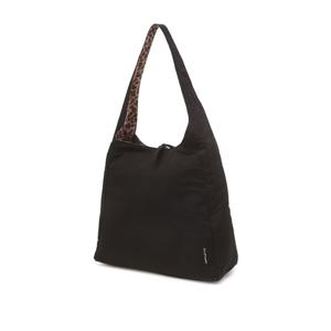 [질스튜어트] 블랙 나일론 원단 리버서블 라지 숄더백 JABA5E012