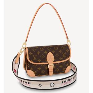루이비통 가방 숄더백 크로스백 다이앤 모노그램 캔버스 M45985