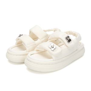 [바바라(슈즈)]바바라 나비 로고 포인트 캐주얼한 샌들 BBH363_WT