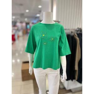 화이트호스 세이브존01 캔디꽃자수티셔츠 W242428