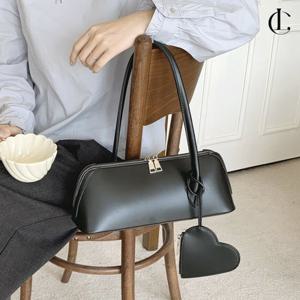 엘케이트 여성 숄더백 바게트백 토트백 하트파우치 직장인 핸드백 LRB288