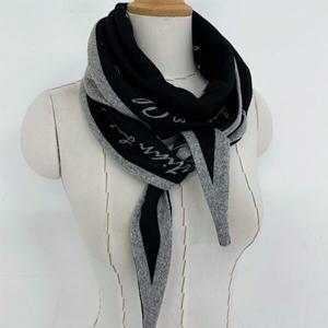 [애슬릿][애슬릿]레터링 기모 엄마 할머니 겨울 삼각 머플러