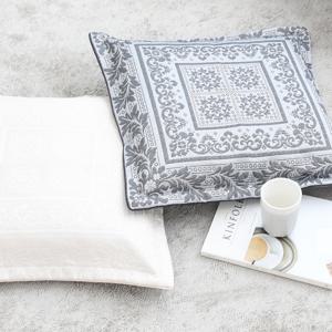 이솔홈 자가드 로얄 고급방석 솜포함