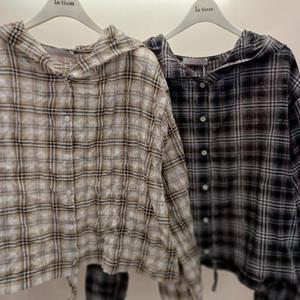 Latium HC06 지지미느낌 국내생산 품넉넉한 크롭 체크 긴팔 후드점퍼형 셔츠블라우스 T2531bl12