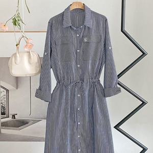 샵앤) 여성 카라넥 롤업 앞단추 A라인 스트라이프 셔츠형 원피스 DGB-WDR-4340-네이비
