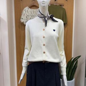 클리지 DP01 하트 포인트 라운드넥 가디건 CP7WKC04