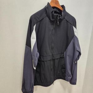 리트머스 HC40 SIDE 배색 블록 점퍼 LP2JU211