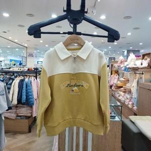 치크 sh06 카라 반집업 스웻셔츠 CKMA25T1B