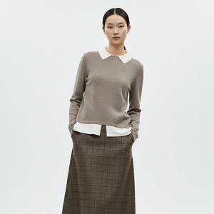 샵앤) 여성 배색 카라넥 레이어드 디자인 긴팔 니트 티셔츠 BOM-WKN-20831-연밤