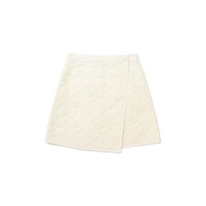 M 커버낫반바지 CQK CO2403SR75-LY 우먼 클로버하트 퀼팅 랩 미니 스커트 Light Yellow