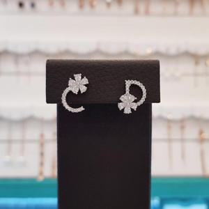 볼라레 세이브존01 CD 큐빅 라인 은침귀걸이 spe578