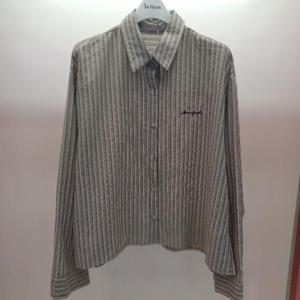 Latium HC06 국내생산 짧은 지지미느낌 세로단가라 품넉넉한 자수 남방형 셔츠블라우스 T2533bl08B