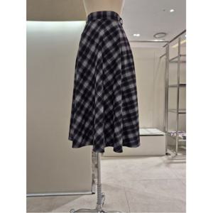 [AB.F.Z] 백밴딩 체크 플레어 롱 스커트 (KSZ4NS34K)