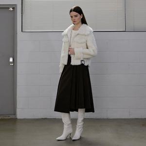 [에고이스트]레터링 포인트 언발 플리츠 코듀로이 롱 SK(EQ4WS163)