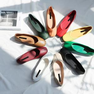 [바닐라슈] 뉴 디얼즈 소프트 각코 절개라인 플랫슈즈(1cm)