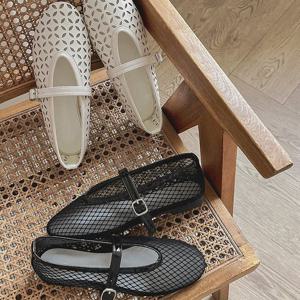 RJ-p31117 여성 낮은굽 메리제인 펀칭 플랫