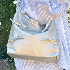 [시스터즈] 체인끈 리본 포인트 귀여운 데일리 가방