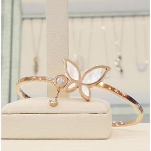 볼라레 세이브존01 자개나비 팔찌 NBR507