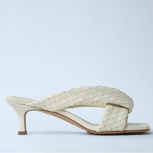 25 FW 보테가베네타 Riva 리바 크로스 우븐 레더 힐 샌들 크림 837835 V2ED0 9031