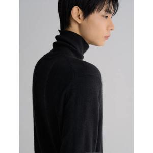 (425Y51LY35) [에잇세컨즈] 파인터치 솔리드 터틀넥 니트  블랙