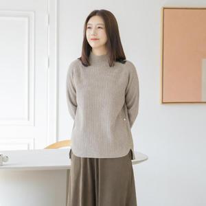 엄마옷 마담4060 금장단추반목골지니트-QKN2510013-