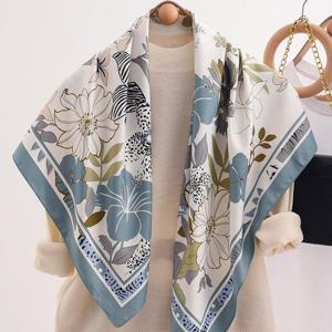 플로럴 스카프 여성 간절기 미니 방도 사각 쁘띠 머플러