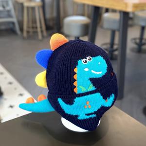 TEMU 3-10세 공룡 프린트 니트 비니 - 컬러풀 폼폼 & 귀 장식, 신축성 겨울 모자 (남아/여아용), 방풍 보온 이어머프, 손세탁 가능 추수감사절 선물