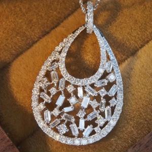 TEMU 럭셔리 우아한 눈물 모양의 빈 펜던트 목걸이, 반짝이는 합성 지르코니아, 구리 베이스, 결혼식,宴회, 파티, 데이 선물에 적합, 고급 보석, 우아한 보석 | 눈물 모양의 펜던트 | 반짝이는 지르코니아 목걸이