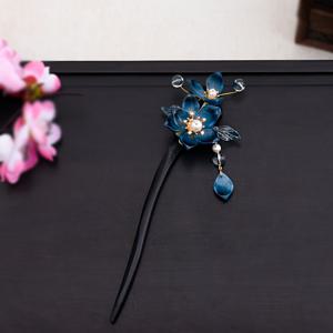 TEMU 우아한 수공예 블루 유리 꽃 머리핀과 악센트, 정교한 3D 꽃잎 디자인, 그라데이션 블루 워터 드롭 태슬 - 왕실 스타일 의상 및 일상의 우아함에 완벽한 고급 액세서리 | 화려한 헤어피스