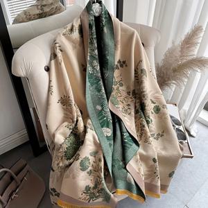 TEMU 편안한 꽃무늬 여성용 스카프 - 가을 & 겨울용 두꺼운 따뜻한 숄, 우아한 진한 파랑 & 노란색 줄무늬가 있는 부드러운 폴리에스터, 캐주얼한 외출에 완벽함