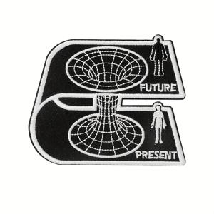 TEMU 1개 웜홀 리프트 타임 트래블 자수 패치 - 화이트 & 블랙 코스믹 그래픽, 아이언온/바느질 가능, 재킷용, 트럭커 모자 장식, 과학 소설 선물, 미래 스타일, 내구성 있는 어플리케, DIY 공예