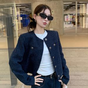 TEMU 여성용 네이비 블루 빈티지 스타일 짧은 재킷 - 2024 가을 루즈핏 라운드넥 버튼 프론트, 가슴 포켓, 단색 논스트레치 원단 봄/가을 캐주얼 & 프로페셔널 의상, 유행하는 출퇴근복, 전통적인 테일러 스타일|빈티지