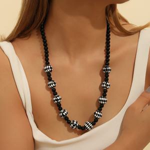 TEMU 여성용 Y2K 힙합 목걸이 - 블랙 & 화이트 비즈 엑스트라 롱 레이어드 체인, 데일리 & 포머얼 주얼리, 파티·생일 선물, 연중 활용 가능한 트렌디한 디자인, 패션 애호가를 위한 스타일리시 액세서리, 생일 선물, 휴일 착용 추천
