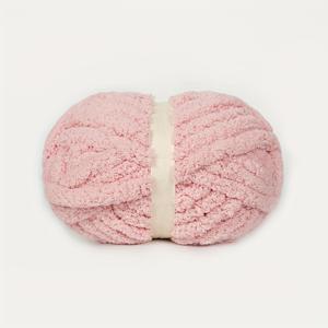 TEMU 1개의 25.6M/28Yd 초대형 고양이 꼬리 양모, 직경 2Cm, DIY 수제 스카프, 매트, 쿠션, 담요, 애완동물 침대용 모자 만들기 위해 직조 또는 크로셰로 사용할 수 있습니다. 가정용 폴리에스터 양모입니다.