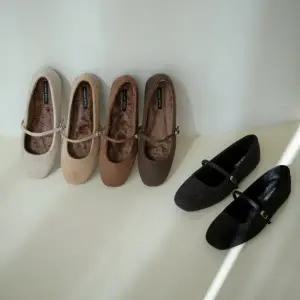 [롯데백화점]소보 몰리 메리제인 털안감 플랫슈즈 1cm