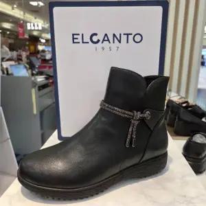 [엘칸토]엘칸토 HC06 여성 소가죽 몰드 컴포트 큐빅끈 앵클부츠 3.5cm털기모 LCWA27U513 (41108664)