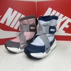 국내매장판 나이키 리틀키즈 플렉스 어드밴스 아동 유아 겨울 털부츠 DD0304-002 DD0304-006