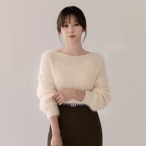 [시크라인] 라에린 보트넥 날개사 니트 가을 겨울 미시룩 미시 엄마옷 30대 40대 50대 60대 여성의류 ootd 여성의류