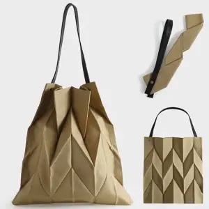 매직플리츠퀼팅숄더백 bagm00099