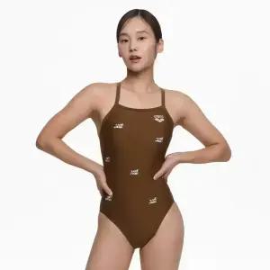 [아레나수영복] 플러피프렌즈3 선수 원피스 크로스 스트랩백 A5FL1CO09BRW