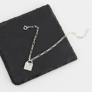 B0081SMP15_925실버 편지 펜던트 자개 사각 체인 팔찌