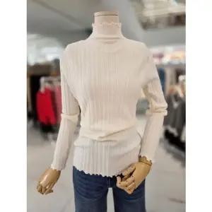 [갤러리아] 나인스텝 꼬불 폴라 니트 (N25NW5801)