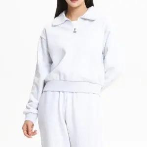 [뉴발란스] W에센셜기모반집업맨투맨_NBNCE4W912