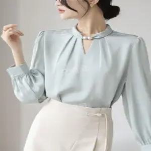 진주블라우스 긴팔셔츠 브이넥 퍼프소매 실크 봄가을 여성 상의 출근룩 하객룩