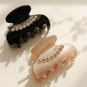 [바이데이지] 프랑스 큐빅 셀룰로오스 반묶음 집게핀 Bh0830