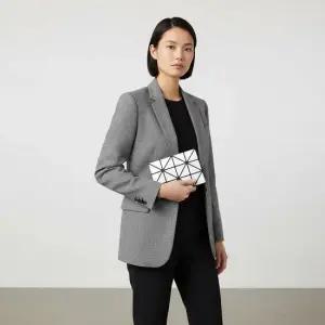 바오바오 프리즘 유광 지갑 BB58 AG711-01