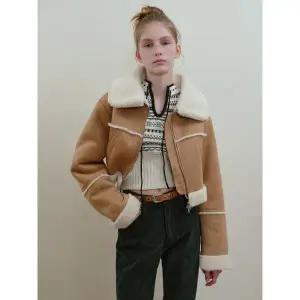 크롭 무스탕(베이지)