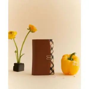 [NS홈쇼핑]DCWA5F423 닥스 브라운 체크배색 DD로고 3단 중지갑[35464386]