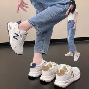 여성 러닝화 통풍 운동화 메쉬 트래킹화 가벼운 신발 카키 네이비 2컬러 230 ~ 250mm