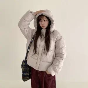 디로리 아방핏 유광 후드 숏패딩-2color